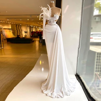 Prom Oblačenja za Ženske 2023 Luksuzni Beli Elegantno En Rokav Dolžina Tal Sparkly Sequined Kroglice Perje Evenign Oblek po Meri